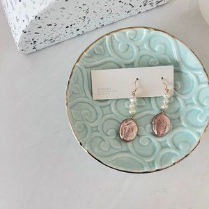 Brand New - Baroque Pearl Round Purple Earring